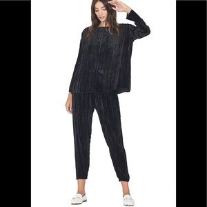 Forte Forte Pleated Velveted Jogger Pants Black